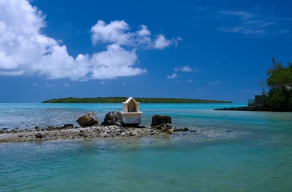 Shrine & Isle, Mauritius