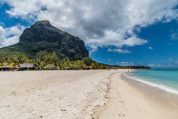 Le Morne Beach