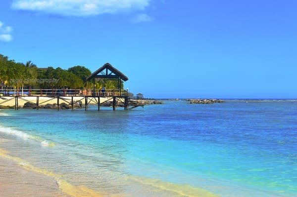 Blue Bay Public Beach