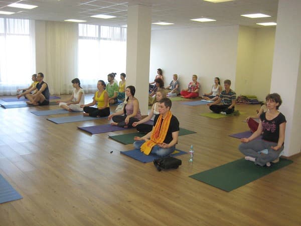 Yoga & Meditation Retreats Photo 2
