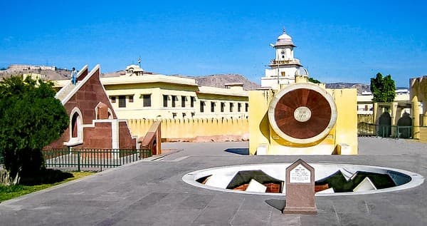 City Palace & Jantar Mantar Photo 2
