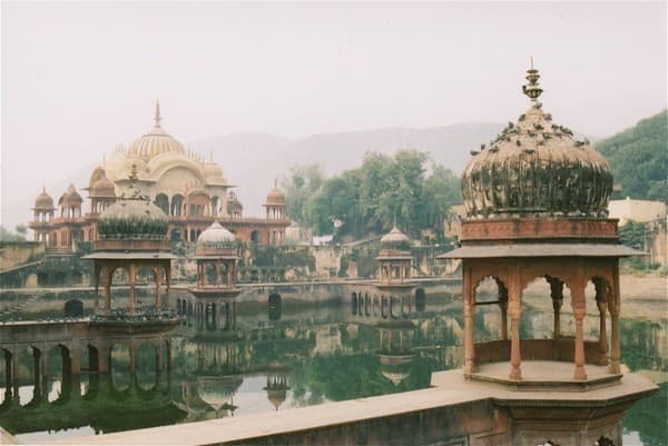 Alwar Palace reflections