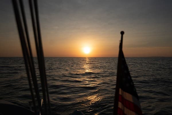 Sunset catamaran cruise Photo 3