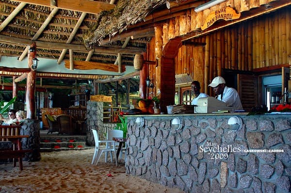 Taste Creole cuisine (octopus curry, grilled fish) Photo 1