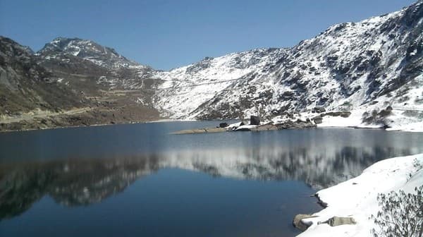 Tsomgo (Changu) Lake visit and lakeside walk Photo 3