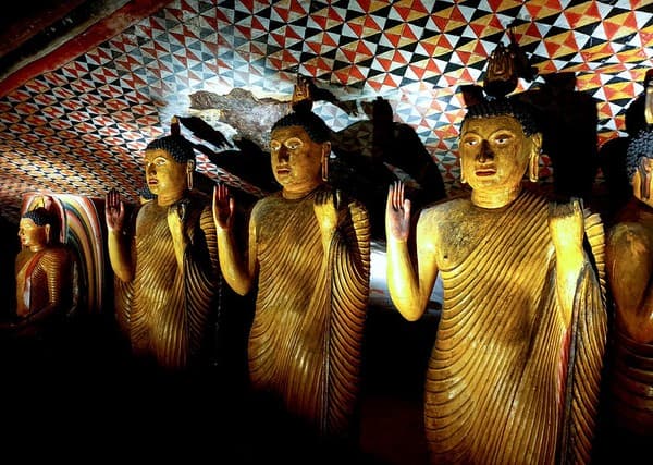 Explore Dambulla Cave Temple Photo 3