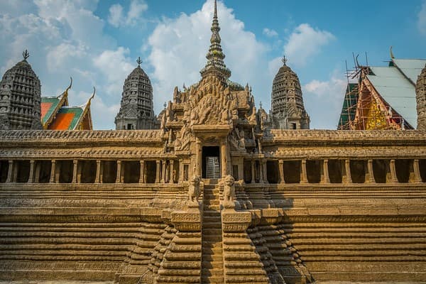 Grand Palace & Wat Phra Kaew Photo 3