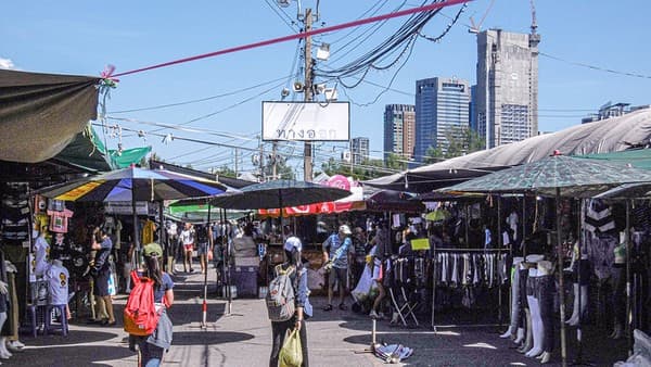 Chatuchak Weekend Market Photo 2