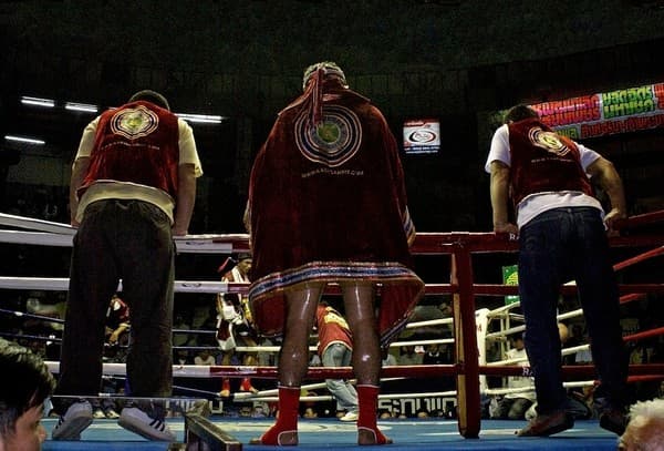Muay Thai match at Rajadamnern or Lumpinee Photo 2