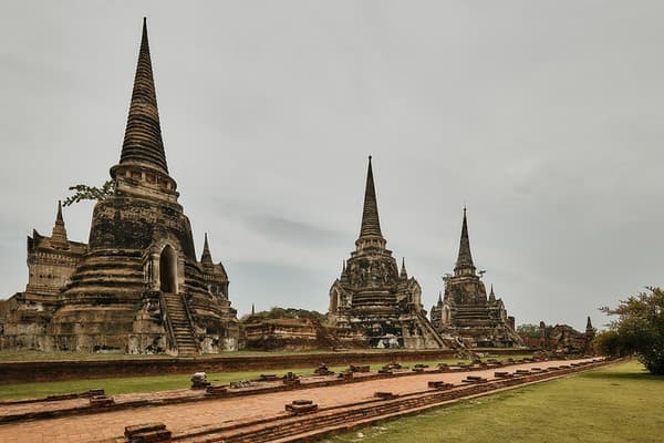 Ayutthaya Historical Park cycling tour Photo 3