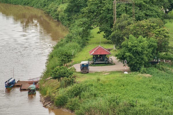 Golden Triangle viewpoint & boat trip Photo 2