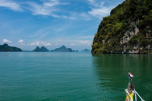 Phang Nga Bay sea kayaking (James Bond Island) Photo 2