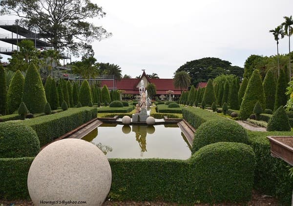 Nong Nooch Tropical Garden Photo 2