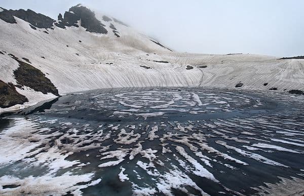 Bhrigu Lake