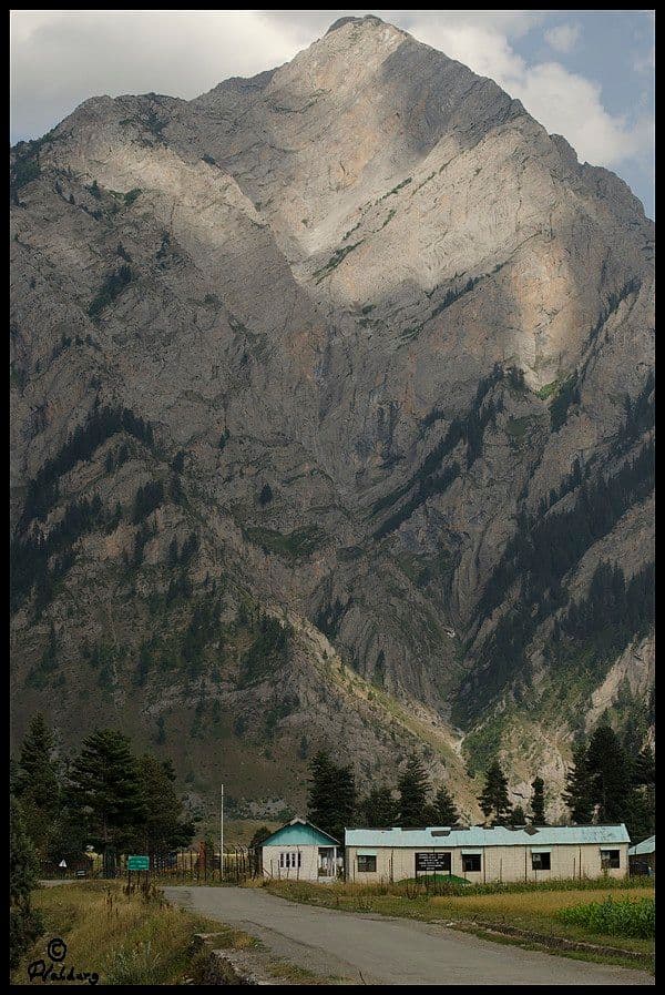 Habba Khatoon peak, Dawar