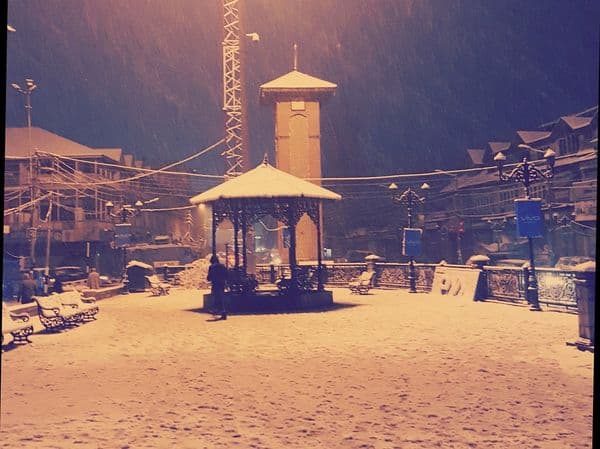 #Snow Lal Chowk #Kashmir