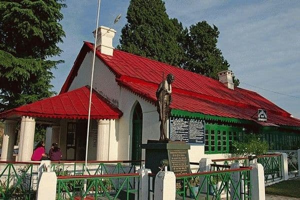 Anashakti Ashram Photo 3