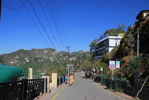 Mall Road, Mussoorie Photo 2