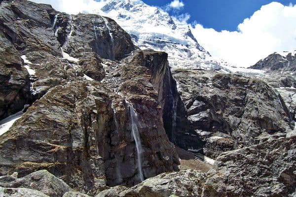 Neelkanth Peak Photo 1