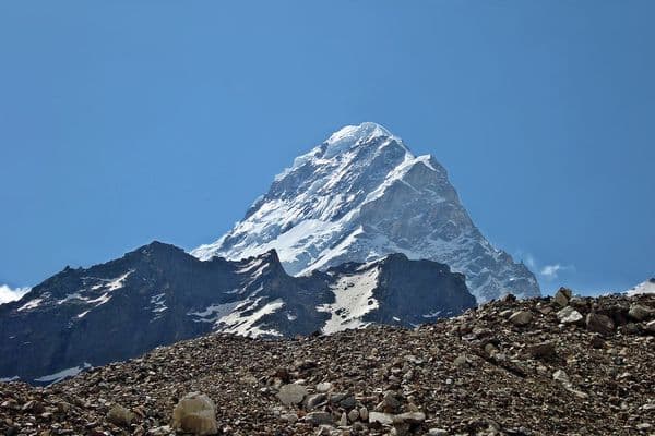 Neelkanth Peak Photo 2