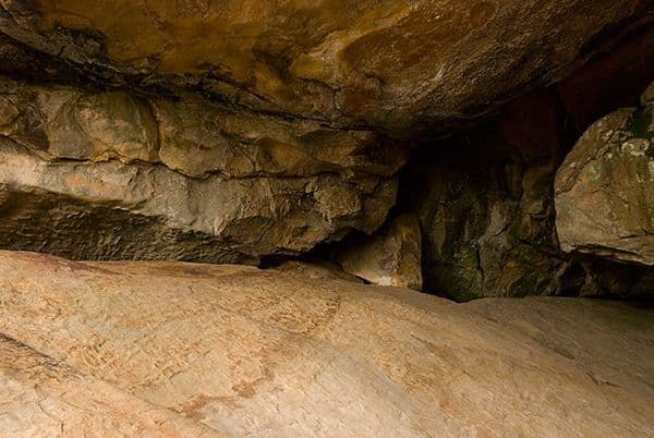 Robber's Cave (Guchhupani) Photo 2