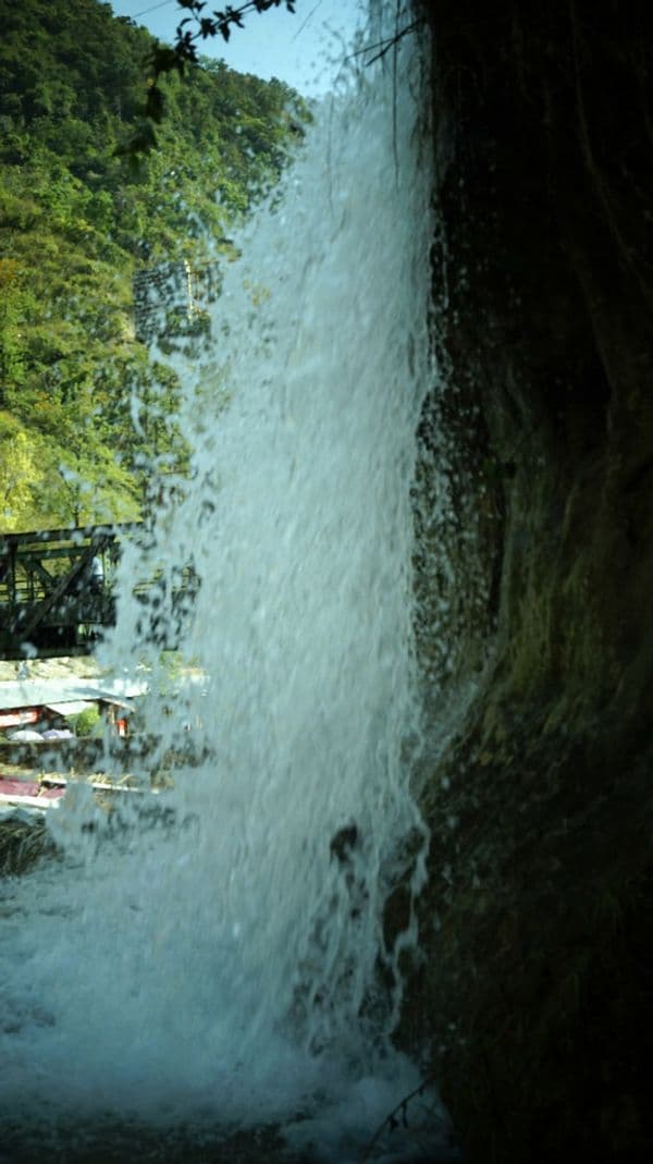 Sahastradhara Photo 0