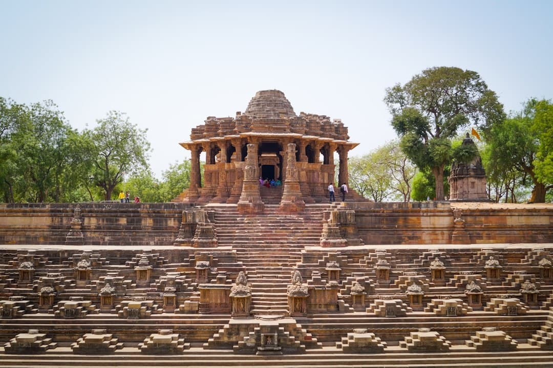 Can I Find Guided Tours in Gujarat? Your Complete Guide