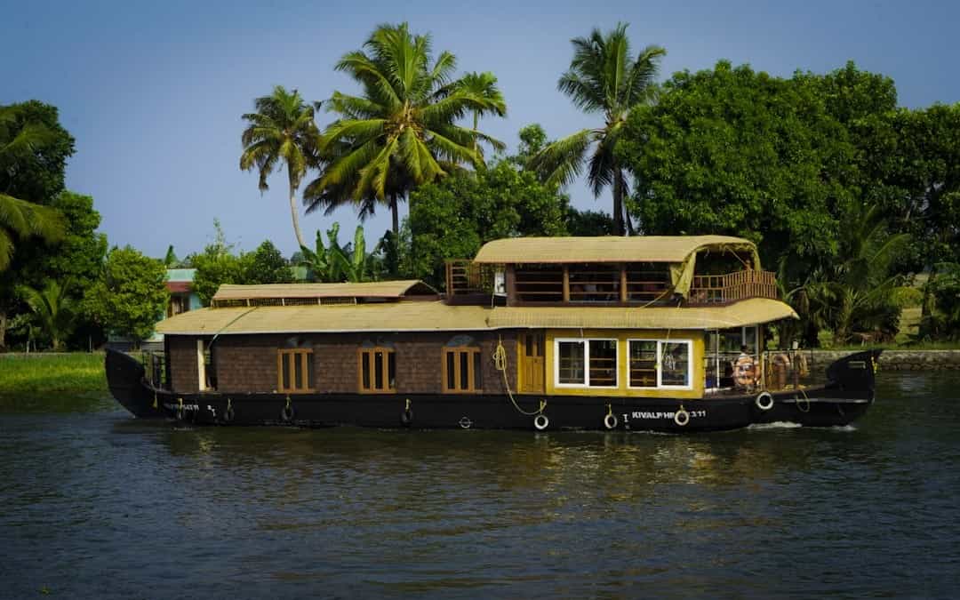 Day Trips from Kochi: 8 Best Nearby Excursions in Kerala