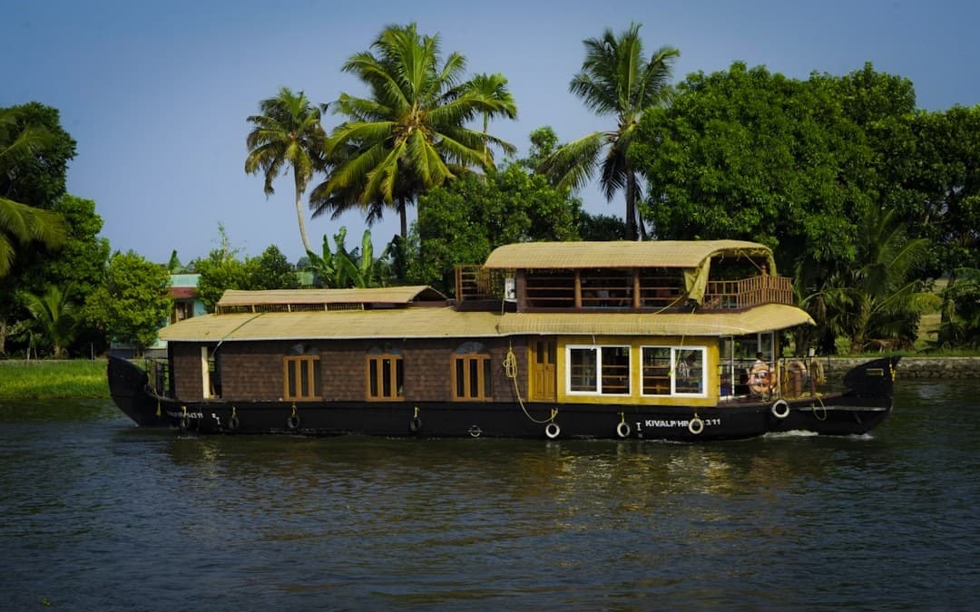 Day Trips from Kochi: 8 Best Nearby Excursions in Kerala