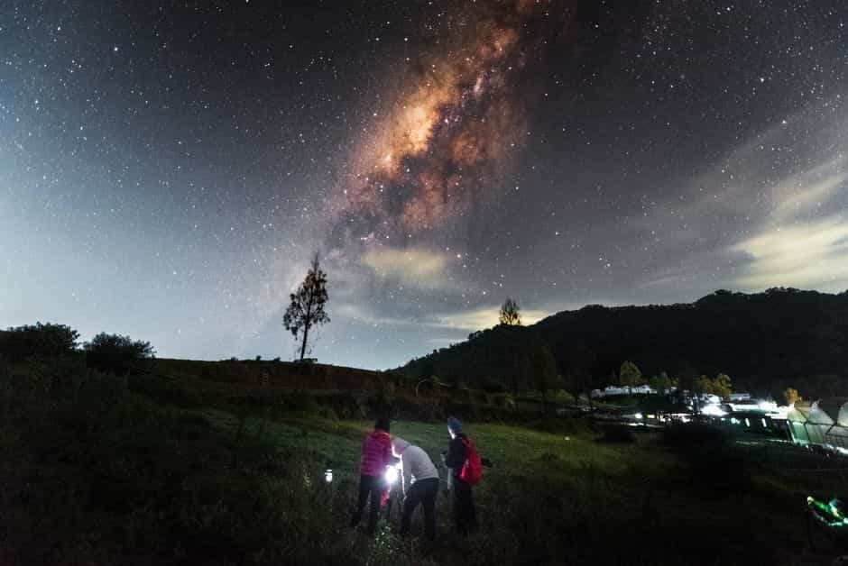 Night Sky & Stargazing in Sikkim – Best Spots and Tips for 2026