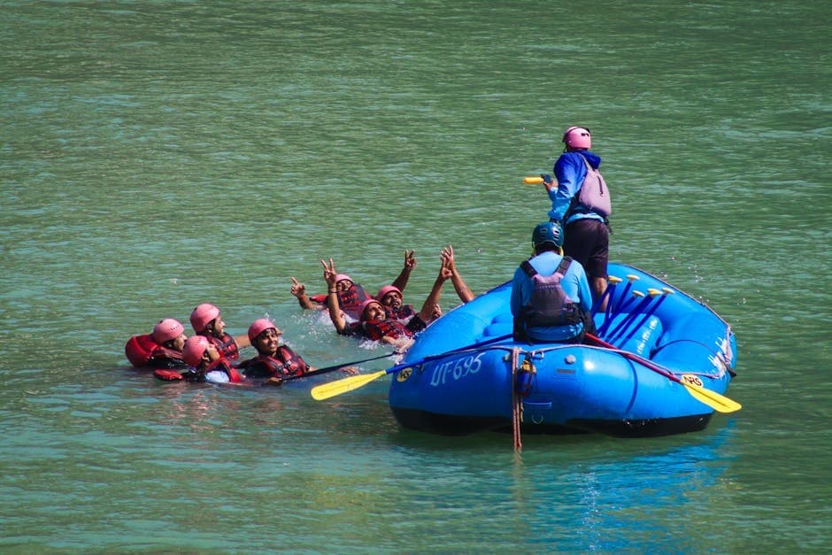 River Rafting in Himachal Pradesh: Best Rivers, Grades & Booking