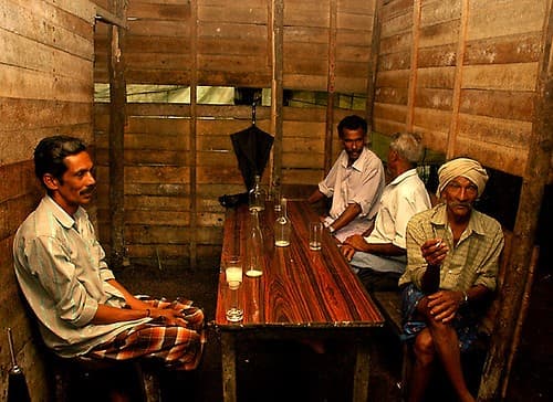 Traditional Kerala Beverages: Toddy, Kanjivellam and More