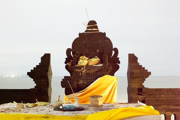 Echo Beach Temple IV Echo Beach Temple IV