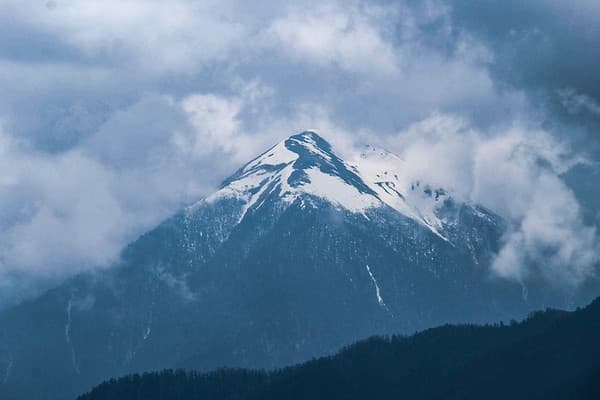 Chele La Pass drive and short hikes Photo 1