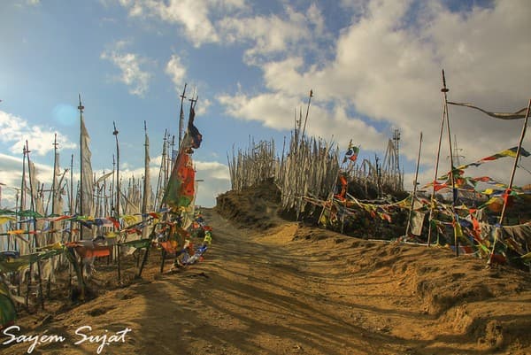Chele la Pass, Bhutan Chele la Pass, Bhutan