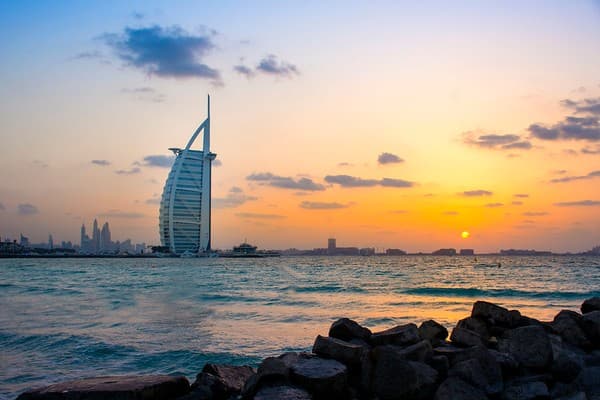 Burj Al Arab - Sunset shot from umm suqeim beach - Jumeirah, Dubai Burj Al Arab - Sunset shot from umm suqeim beach - Jumeirah, Dubai