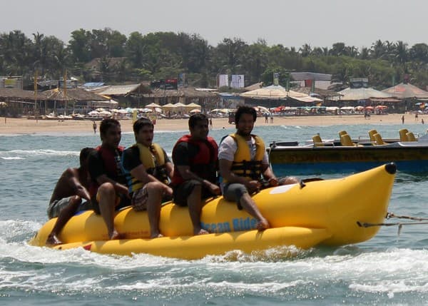 Water sports at Calangute Beach (jet ski, banana boat) Photo 2