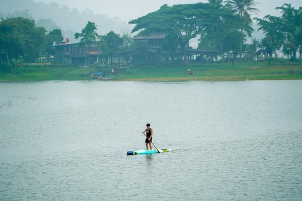 Stand-up paddleboarding on Chapora River Stand-up paddleboarding on Chapora River