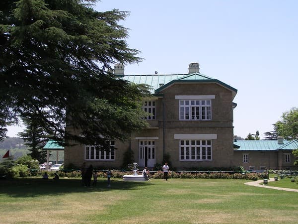 Explore Chail Palace and highest cricket ground Explore Chail Palace and highest cricket ground