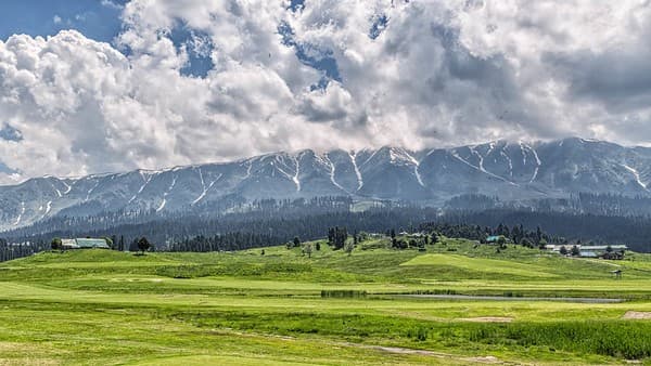 Tee off at Gulmarg Golf Course (summer) Photo 2