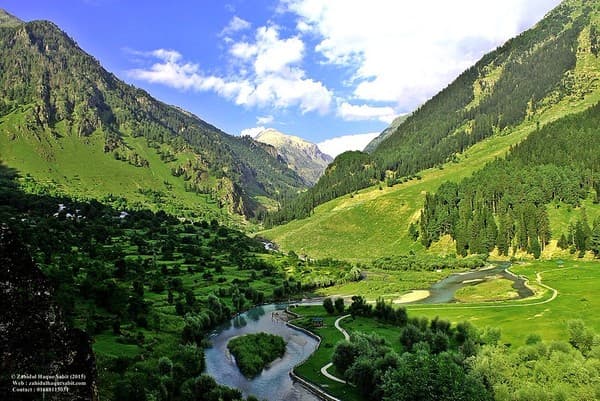 Betaab Valley visit Photo 1