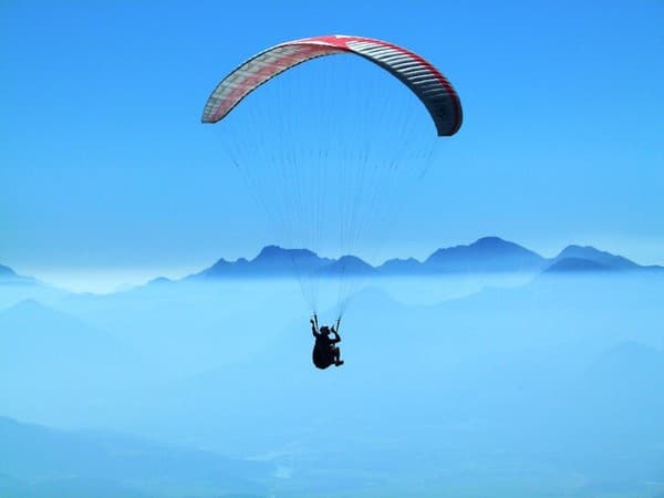 Paragliding over Srinagar (Astanmarg/Harwan) Photo 2