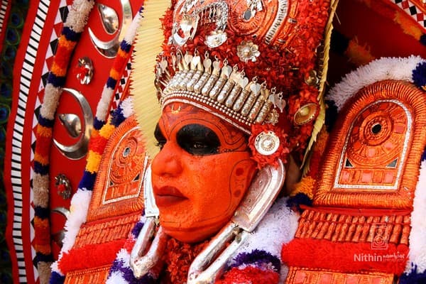 Theyyam ritual performance (seasonal) Photo 3
