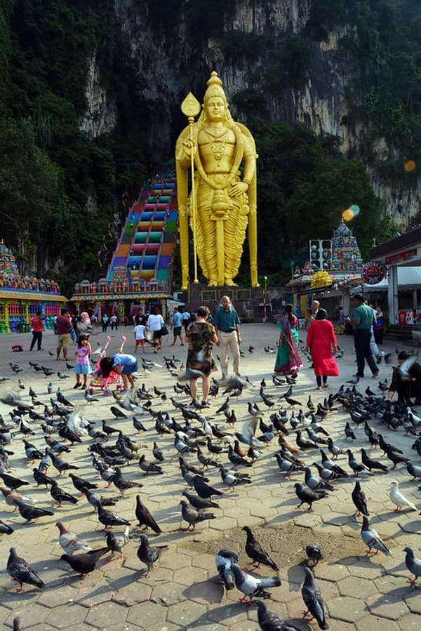 LORD MURUGA BATU CAVES MALAYSIA LORD MURUGA BATU CAVES MALAYSIA