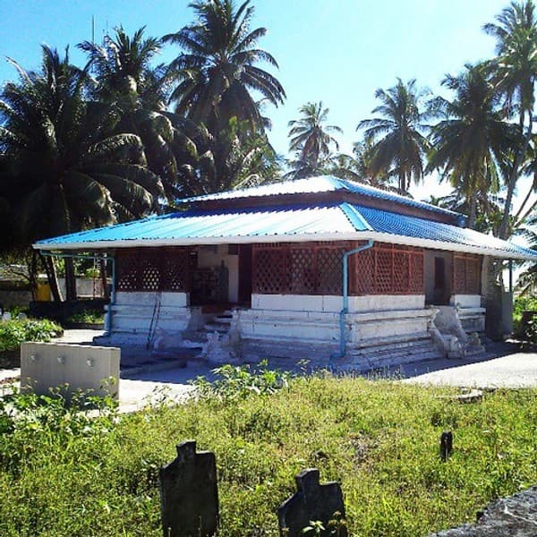 Isdhoo Old Mosque Isdhoo Old Mosque