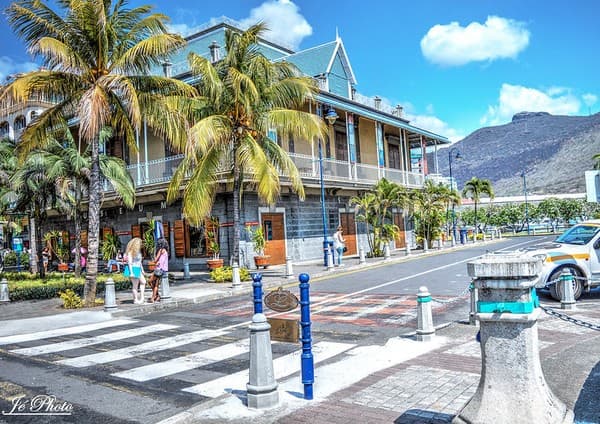 The Blue Penny Museum The Blue Penny Museum