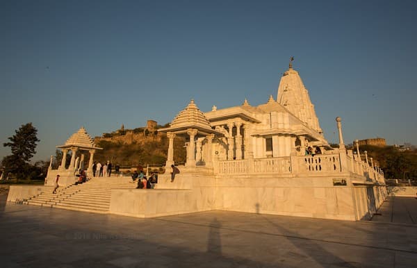 J77A2896 -- The Birla Mandir Hindu temple in Jaipur, in India J77A2896 -- The Birla Mandir Hindu temple in Jaipur, in India