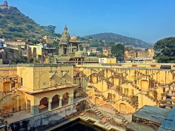 Panna Meena ka Kund Panna Meena ka Kund