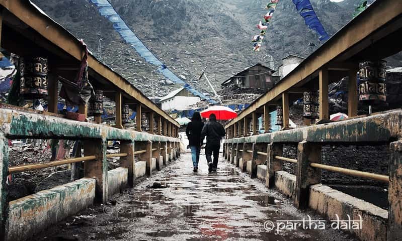 Romantic Pelling Sunset: Honeymoon Views & Peaceful Walks Romantic Pelling Sunset: Honeymoon Views & Peaceful Walks