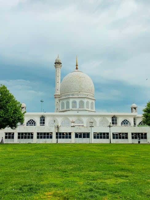 Pilgrimage & Peace: Seven Night Spiritual Journey Across Kashmir Shrines Pilgrimage & Peace: Seven Night Spiritual Journey Across Kashmir Shrines